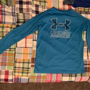 Long sleeve UA dry fit tee